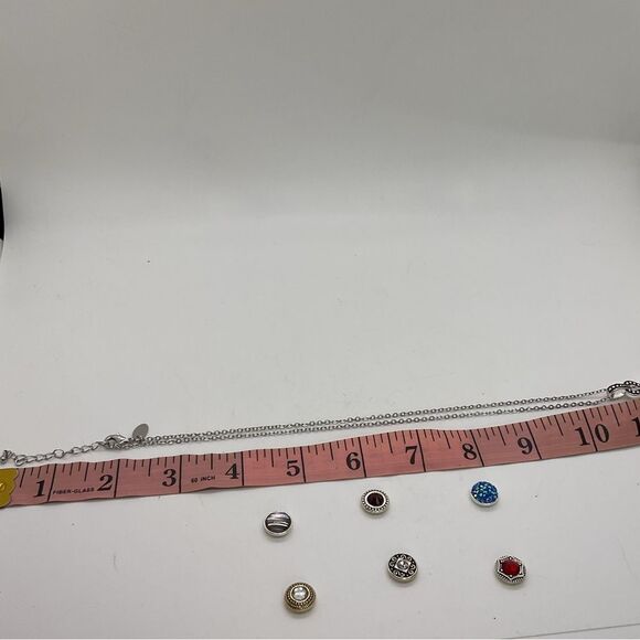 Elegant Silver Toned Pendant Necklace with Interchangeable Charms - Picture 3 of 5